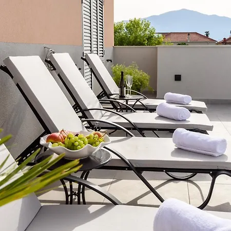 Neretva Valley Apartments - Heated Pool Metkovic Exterior photo