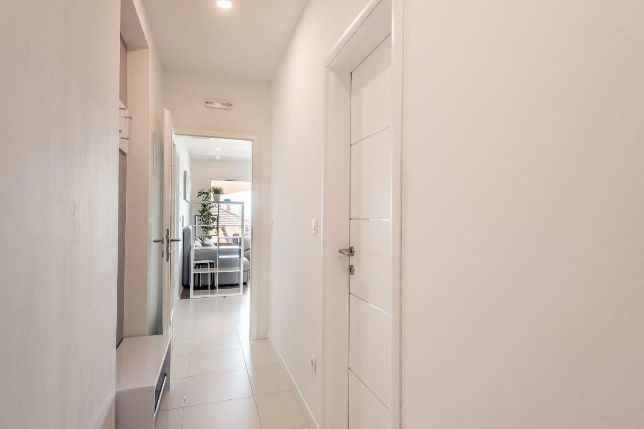 Neretva Valley - Heated Pool Apartment